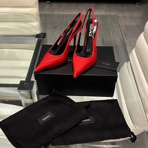 Authentic Versace Medusa '95 Corset Slingback
Pumps 110mm Heeled